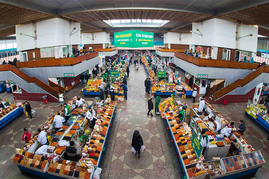 Зеленый базар Алматы